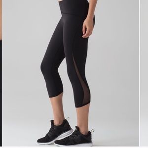 Lululemon Train Times Crop (17")